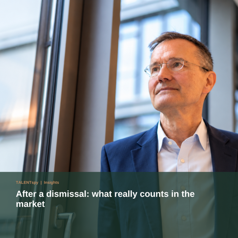 After a dismissal: what really counts in the market